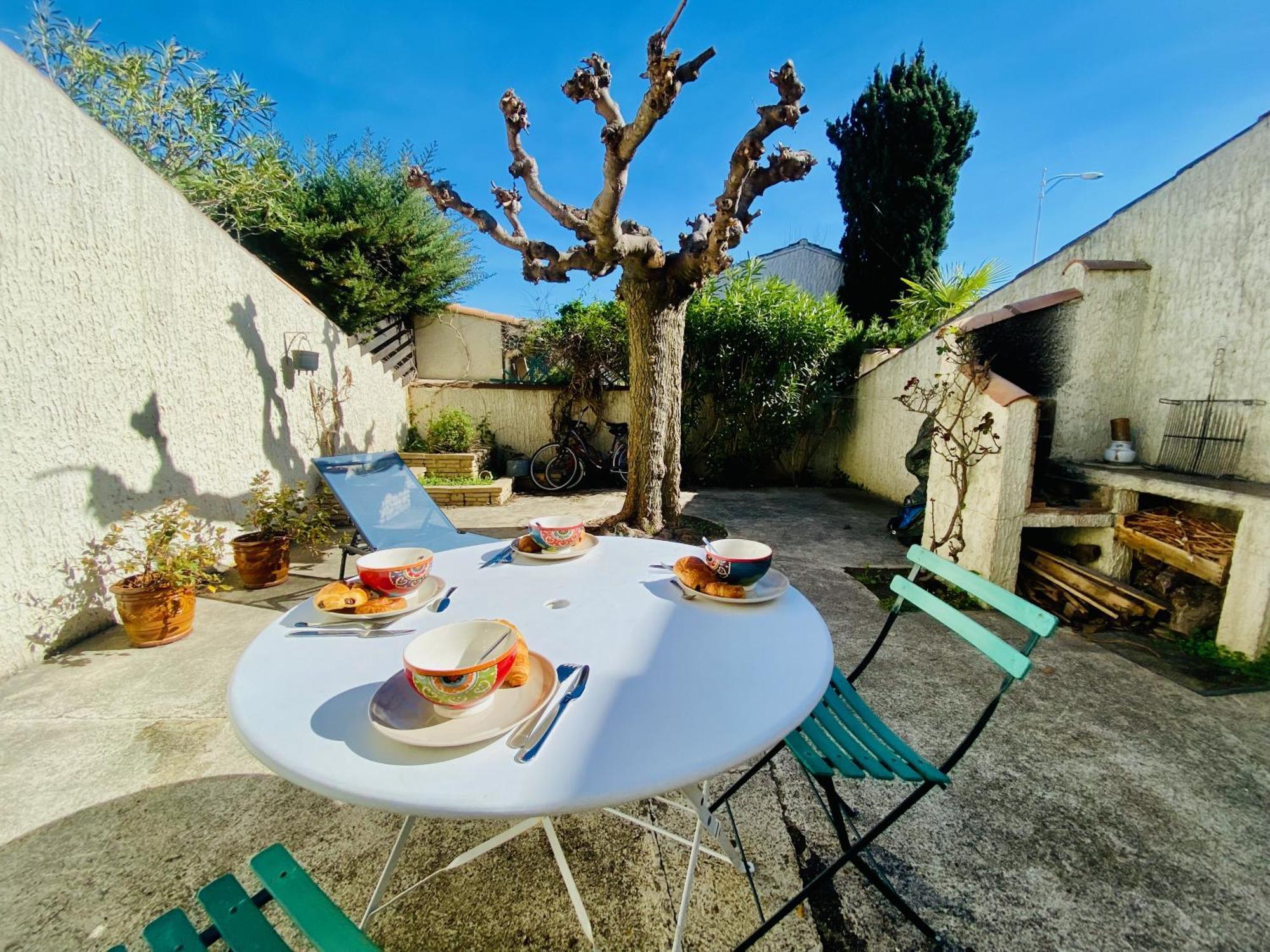 La Maison Des Sauges - Maison De Village Avec Jardin A 500M De La Plage Le Grau-du-Roi Eksteriør billede